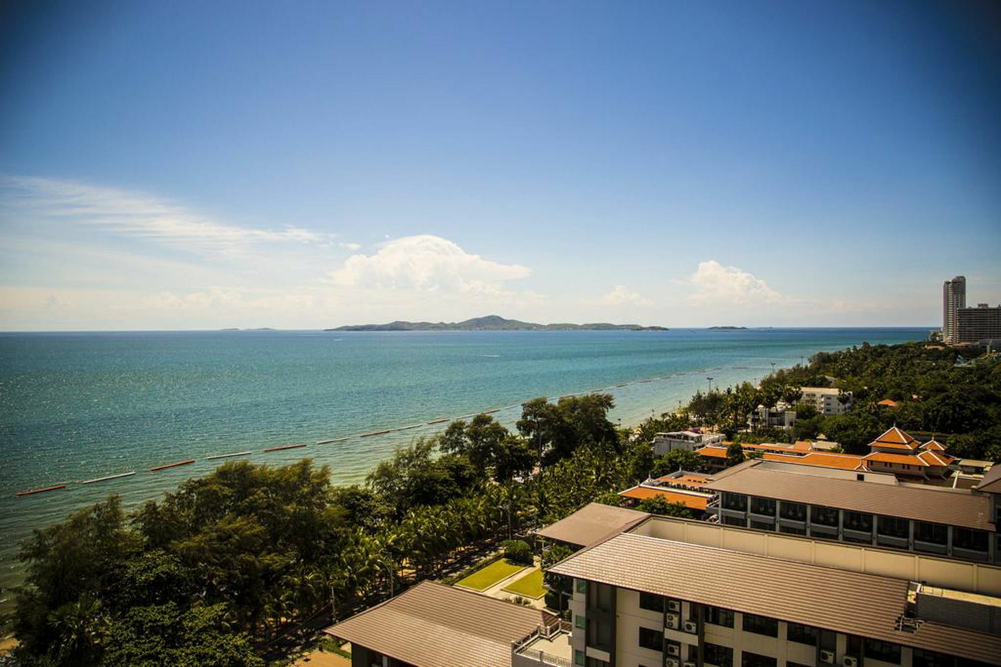 Viewtalay Beachfront By Nd Pattaya Exterior foto